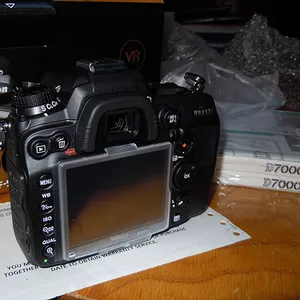 Nikon D7000 DSLR с 3 