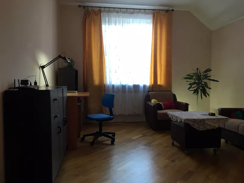 Продается дом с гостевым домиком в центре г.Тернополь (участок 5, 13 со 29