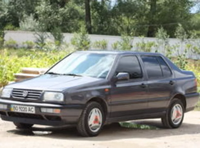   Продам Volkswagen Vento 1993 г