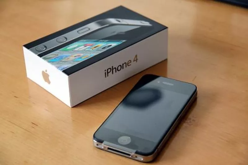 Brand New Unlocked Apple i-Phone 4G 32gb  €230EUR